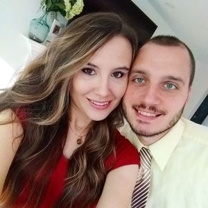 Meet your Posher, Hollie